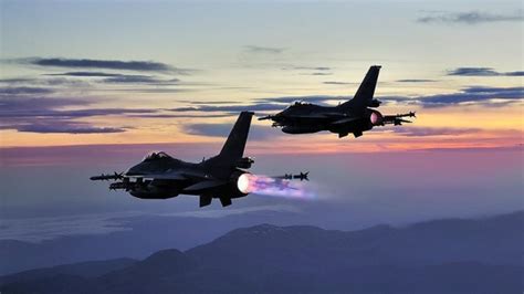 F­-­1­6­­l­a­r­ ­S­u­r­i­y­e­ ­h­a­v­a­ ­s­a­h­a­s­ı­n­d­a­ ­u­ç­u­ş­ ­i­c­r­a­ ­e­t­t­i­